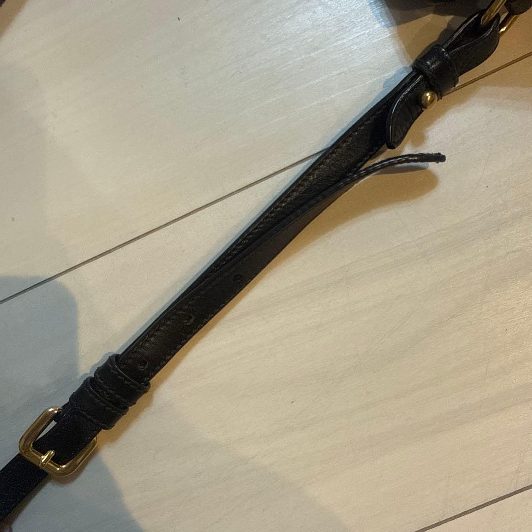 PRADA ブラック ショルダーバッグ　サフィアーノ