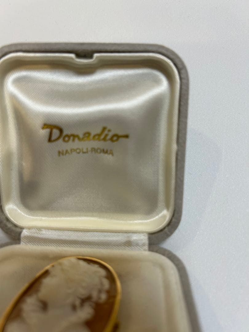 t*a様 Donadio カメオブローチ　k14