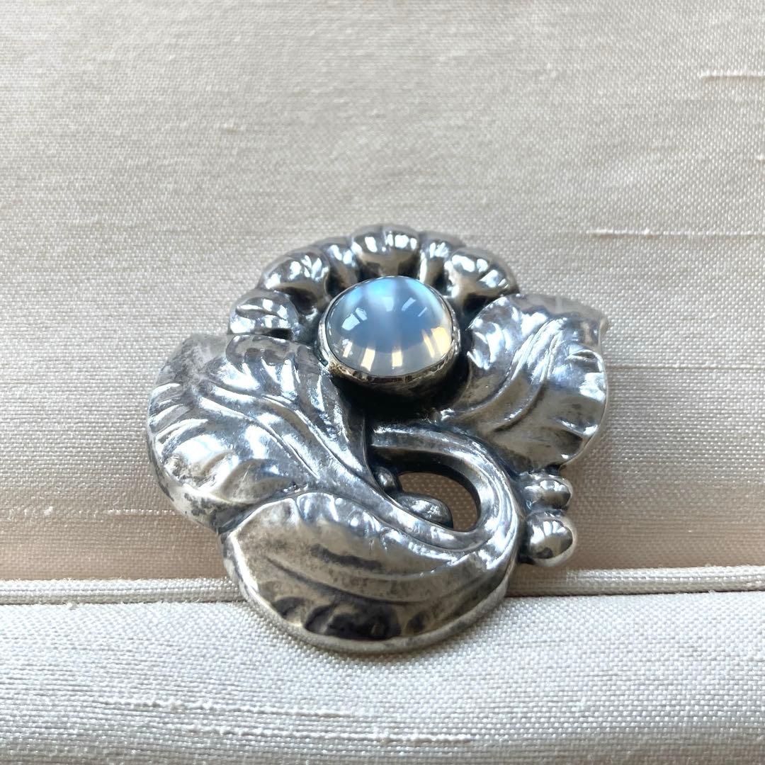 ジョージジェンセン　ブローチ　ムーンストーン　71