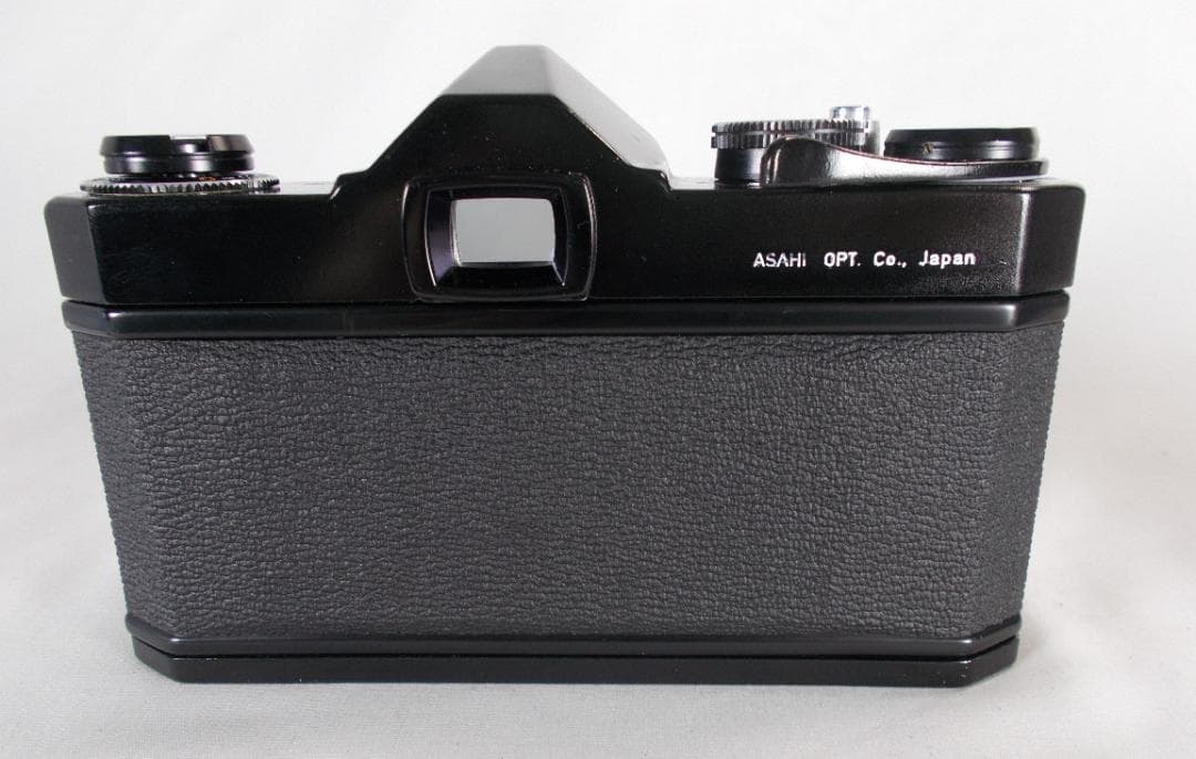 フィルムカメラ 整備済　Pentax SP　+ 広角レンズ 28mm　P260