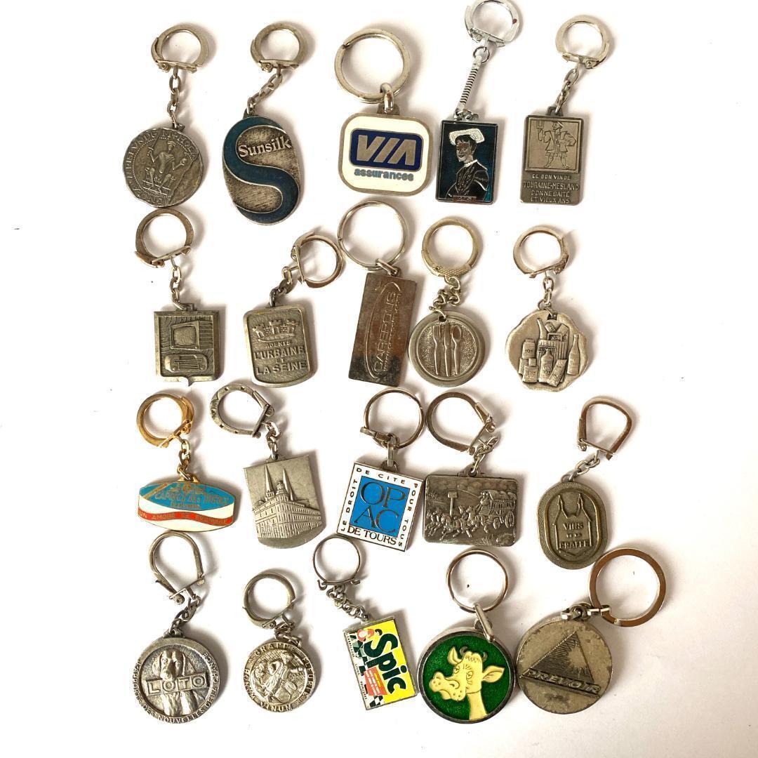 100個！フランス ヴィンテージ キーホルダー 金属製 メタル まとめ D10