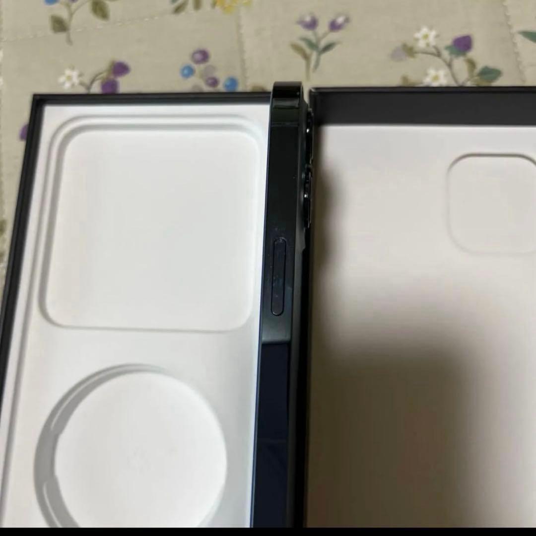 美品 iPhone 12 Pro Max 128GB パシフィックブルー