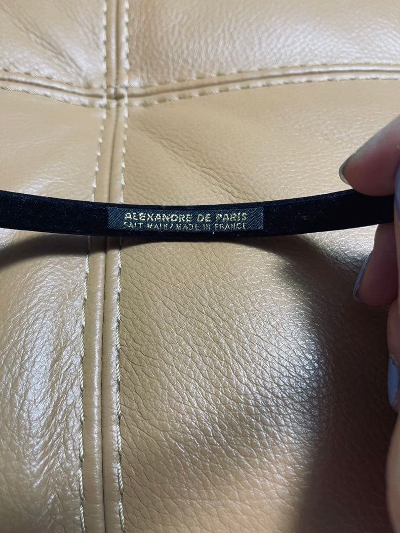 値下げ　ALEXANDRE DE PARIS ブラックサテン ヘアバンド