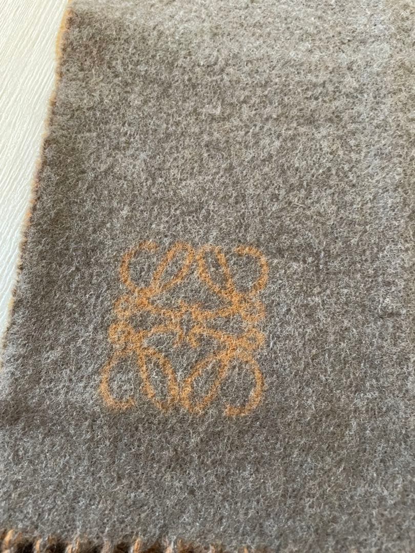 ロエベ マフラー　キャメル　ブラウン