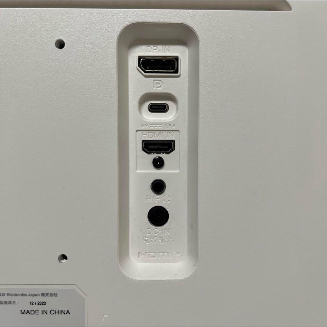 LG29型ディスプレイゲーム機能、スピーカー搭載　背面ホワイト