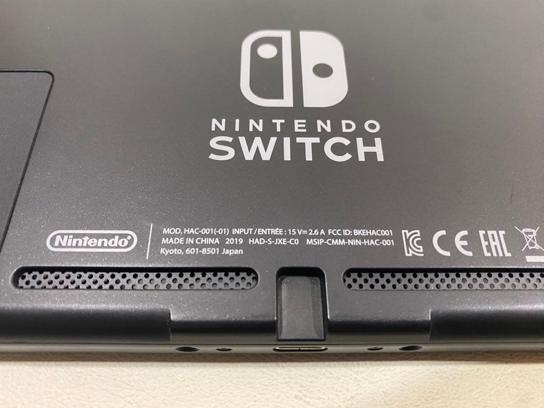 switch 本体のみ　2019年製