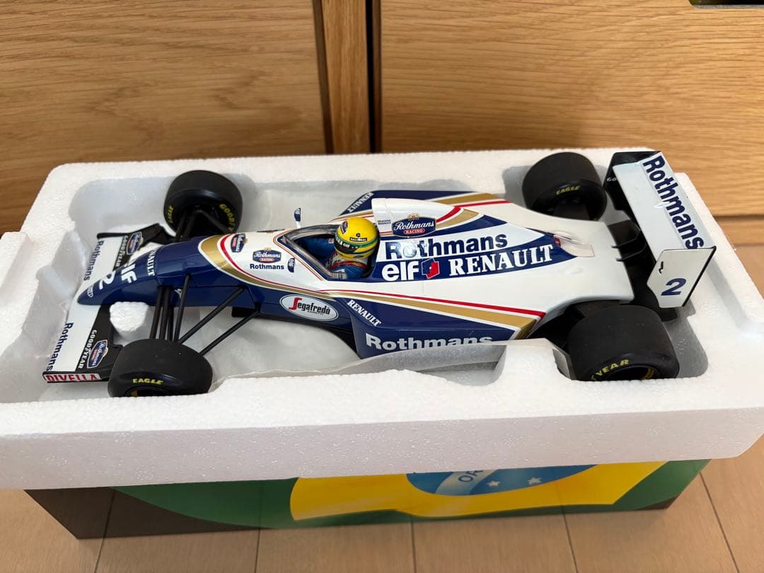 1/18 Williams FW16 Renault F-1 ロスマンズ仕様