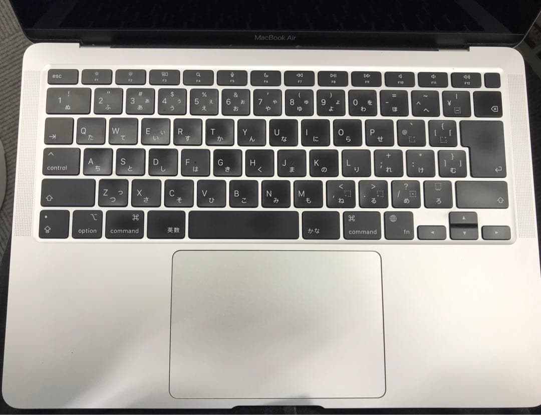 MacBook Air 13-inch シルバー