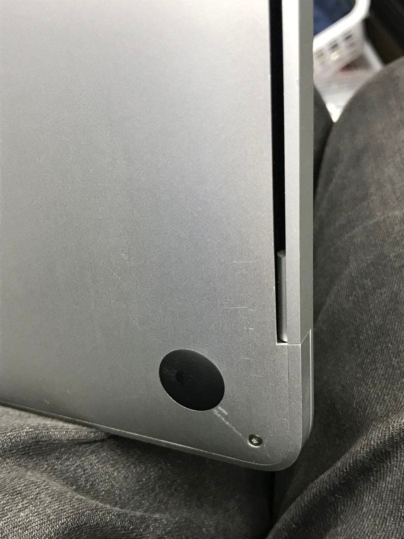 MacBook Air 13-inch シルバー