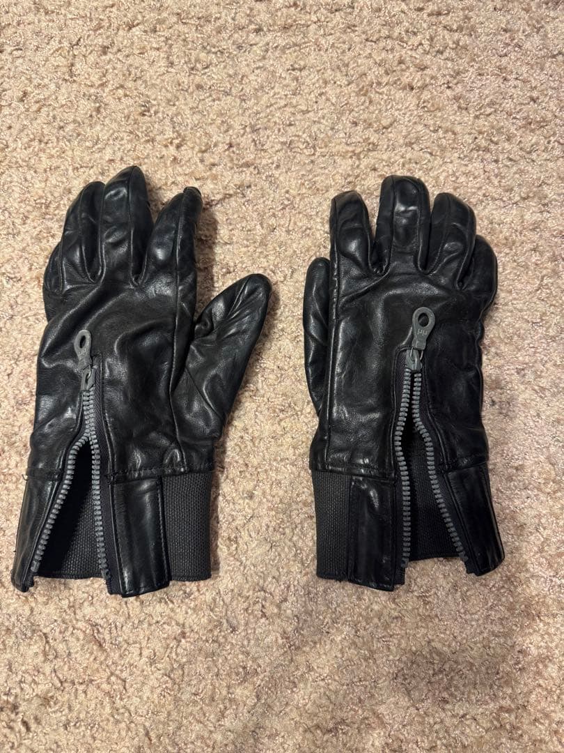 バックラッシュ　レザーグローブ