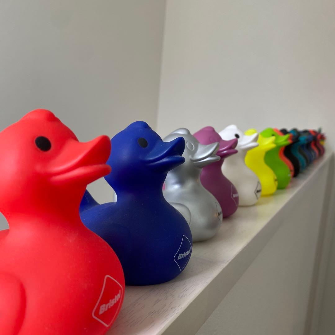 fcrb アヒルセット　18匹➕おまけつき