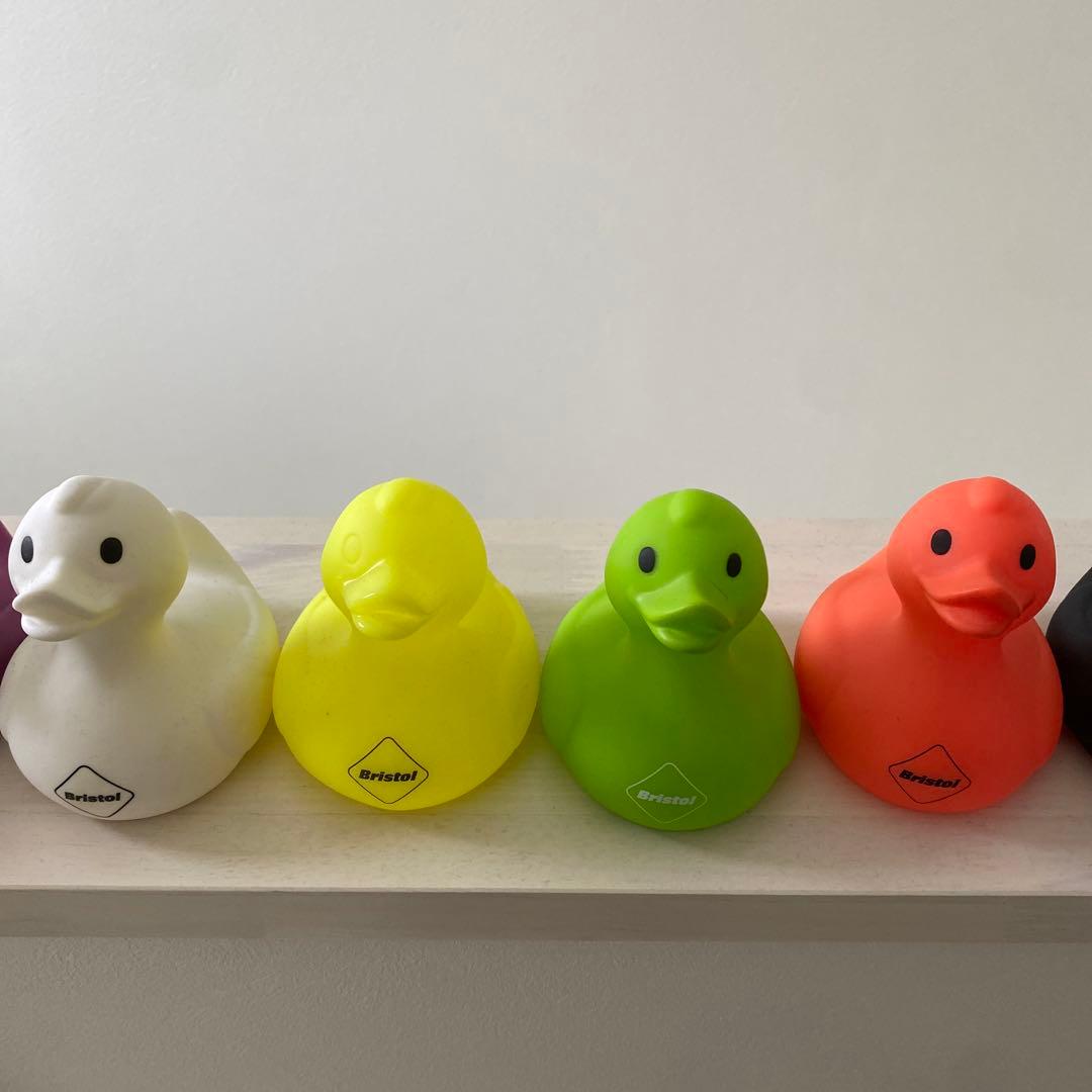 fcrb アヒルセット　18匹➕おまけつき