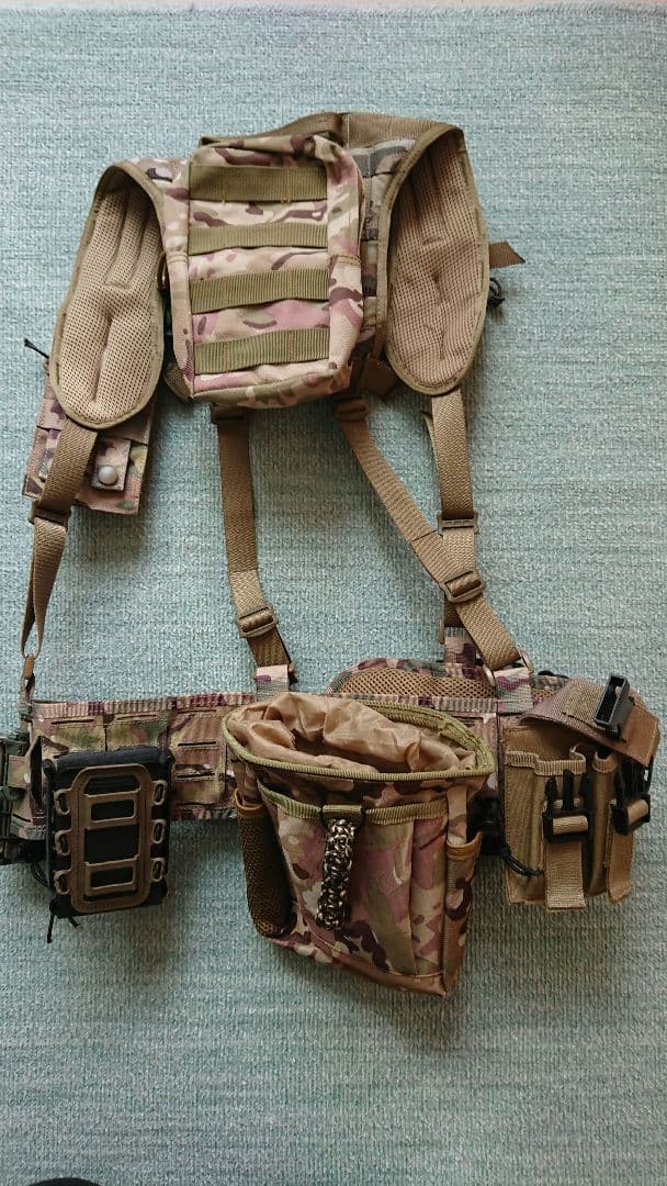 TASMANIAN TIGER チェストリグ マルチカム