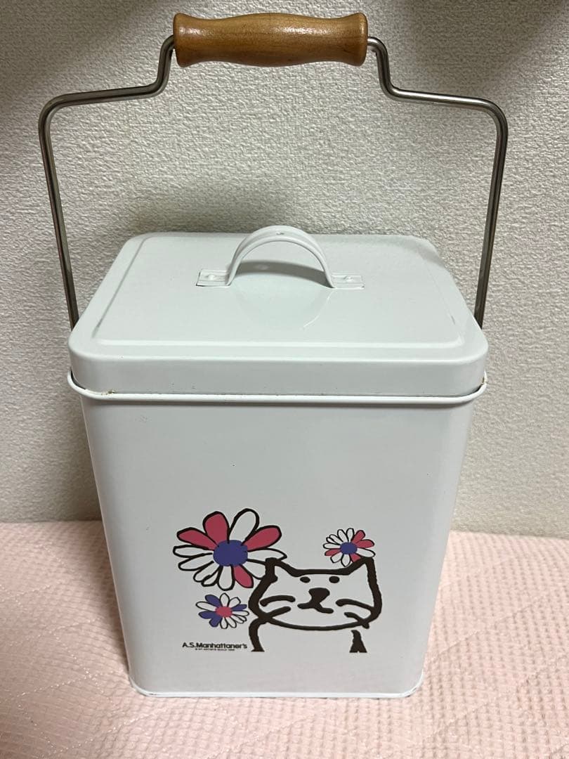 マンハッタナーズ　ホーロー缶　収納