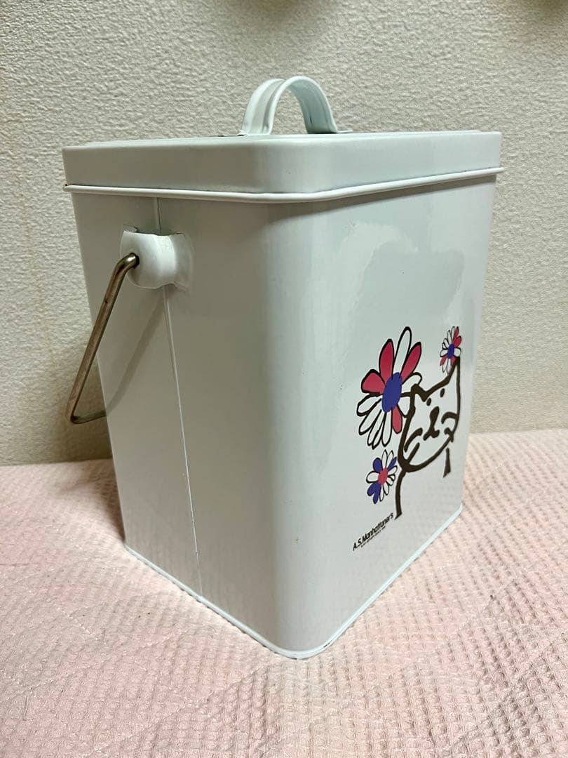 マンハッタナーズ　ホーロー缶　収納