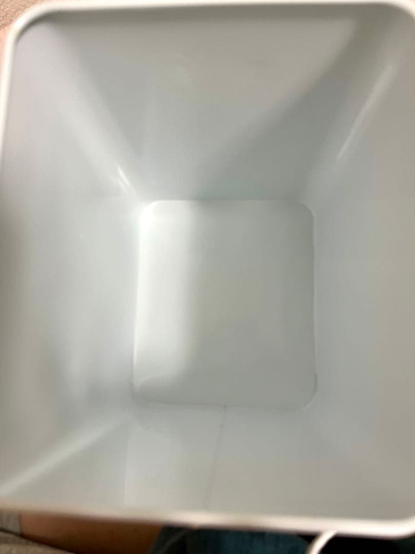 マンハッタナーズ　ホーロー缶　収納