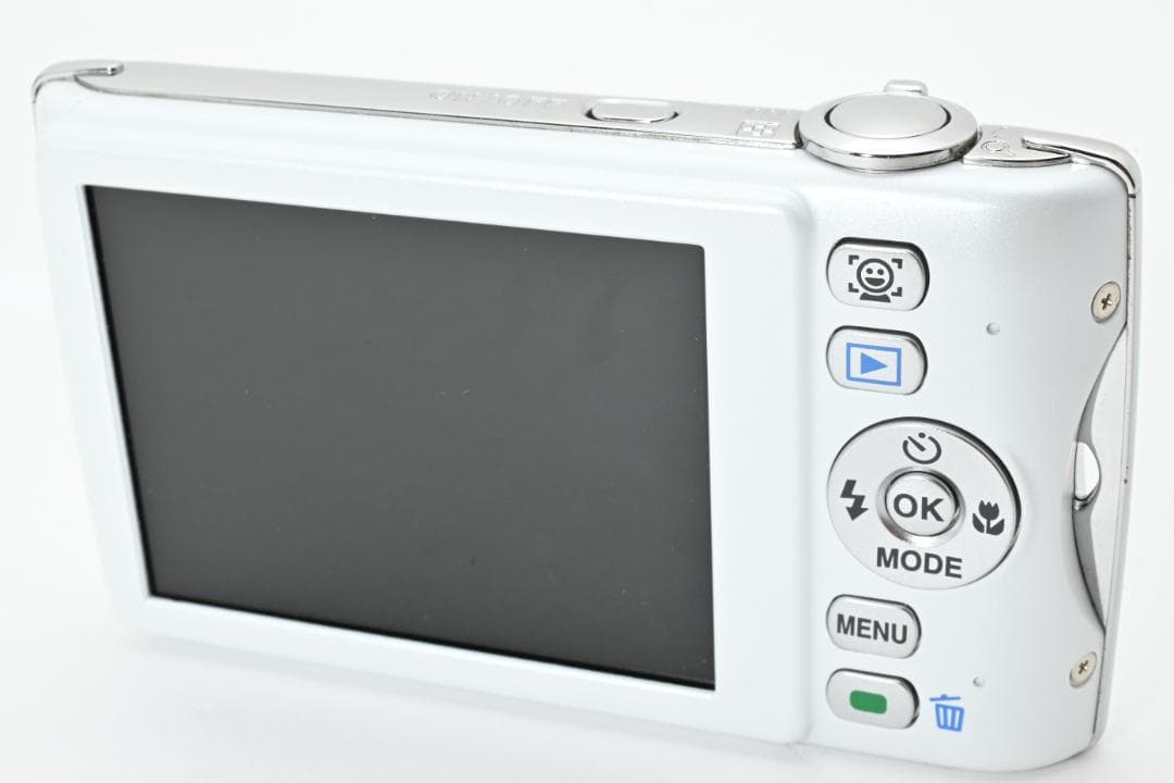 【極美品】PENTAX OPTIO P80 ホワイト　新品級！