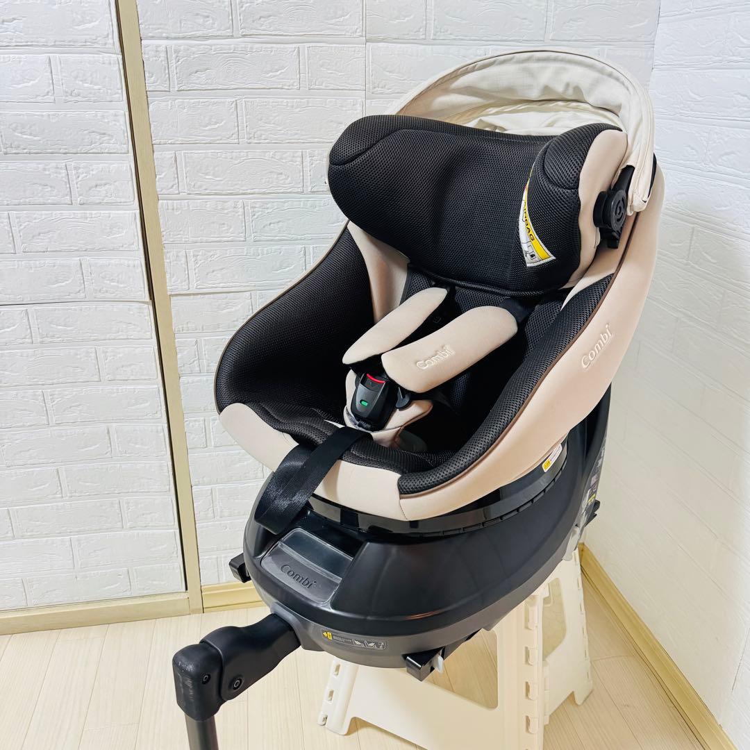 ✨ほぼ新品✨コンビ チャイルドシート クルムーヴスマート コンパクトisofix