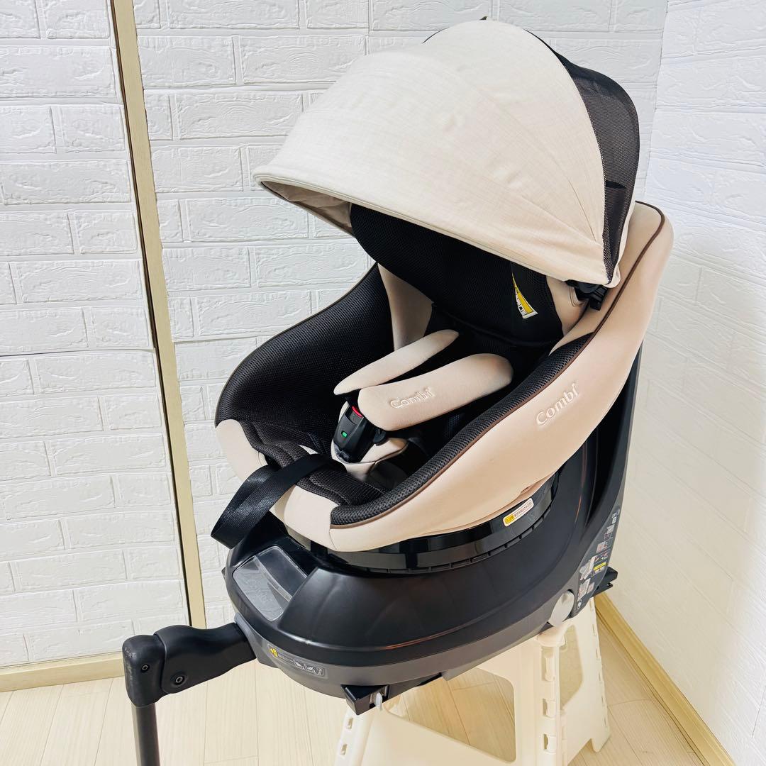 ✨ほぼ新品✨コンビ チャイルドシート クルムーヴスマート コンパクトisofix