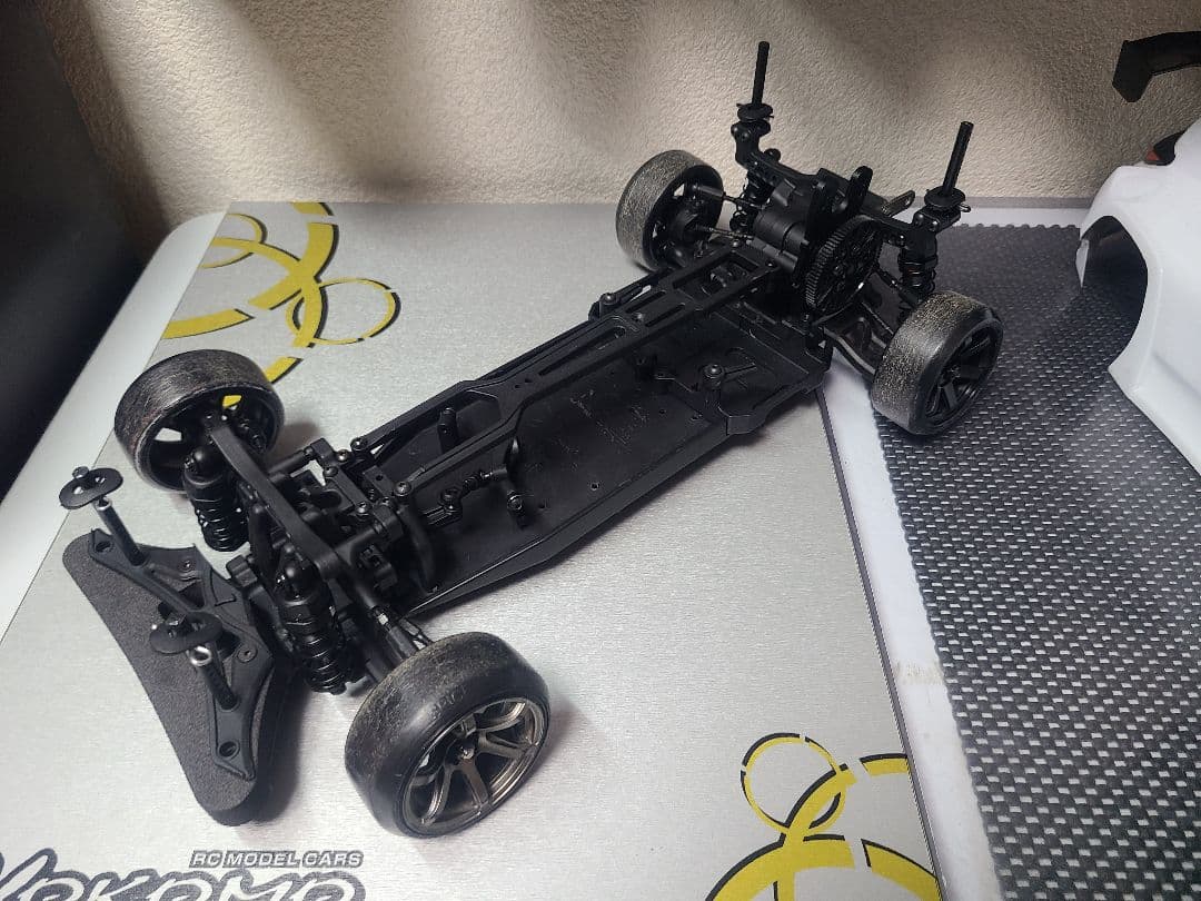 ヨコモ　RD2.0　ラジコン　シャーシ　ドリフト　　ボディ　YOKOMO