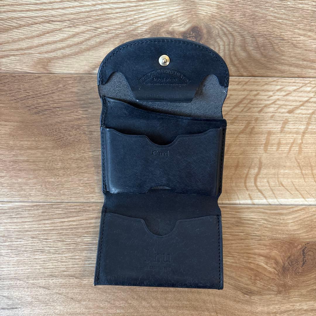 Iru ブラック レザー ミニ財布