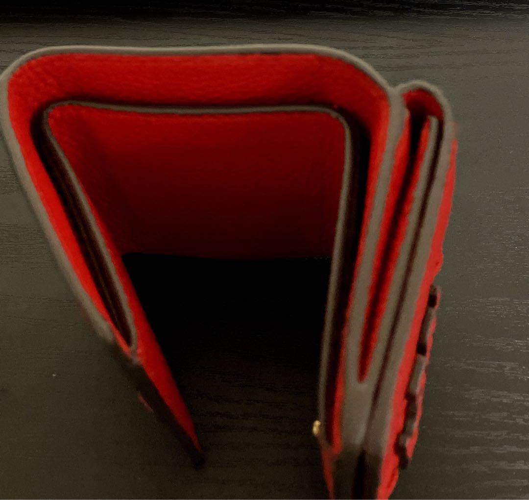 未使用　トリーバーチ財布　マックグロー トライフォールド ミニウォレット