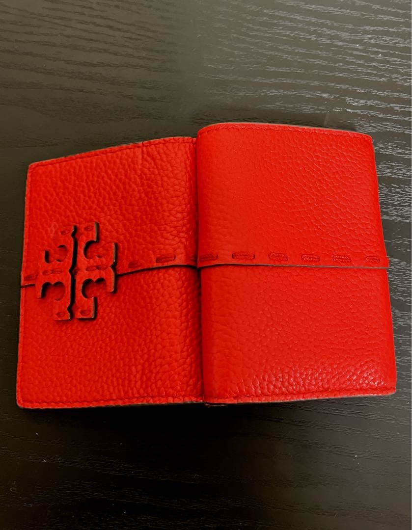 未使用　トリーバーチ財布　マックグロー トライフォールド ミニウォレット