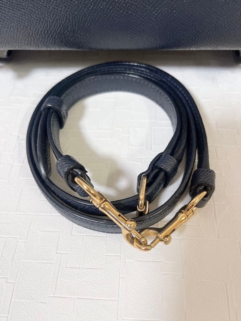 【極美品】COACH コーチ ショルダーバッグ 2WAY ハンドバッグ チャーム