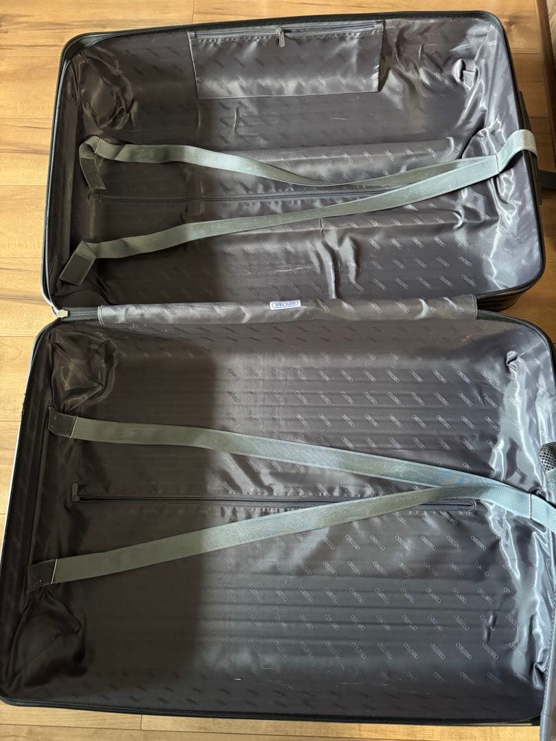 ジャンク品 リモワ サルサ デラックス 黒　大