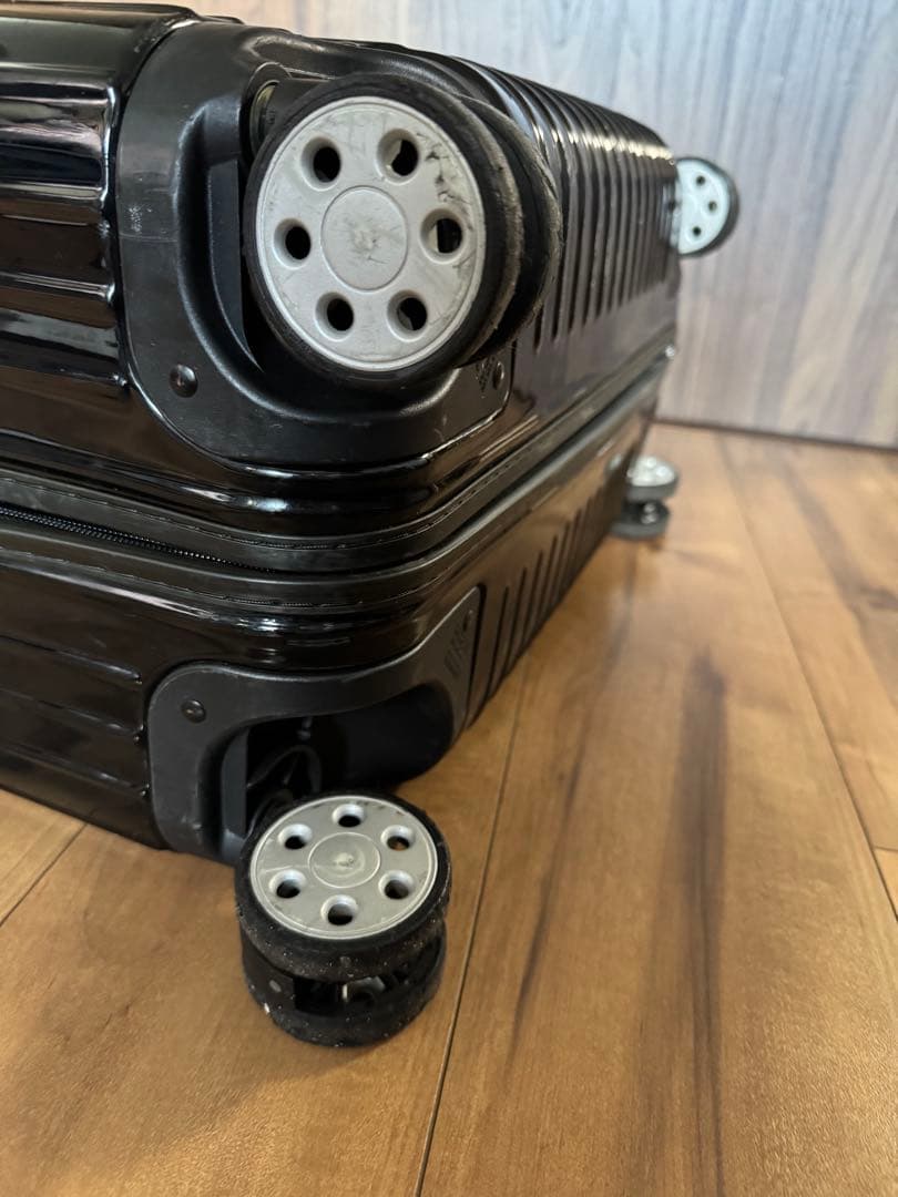 ジャンク品 リモワ サルサ デラックス 黒　大