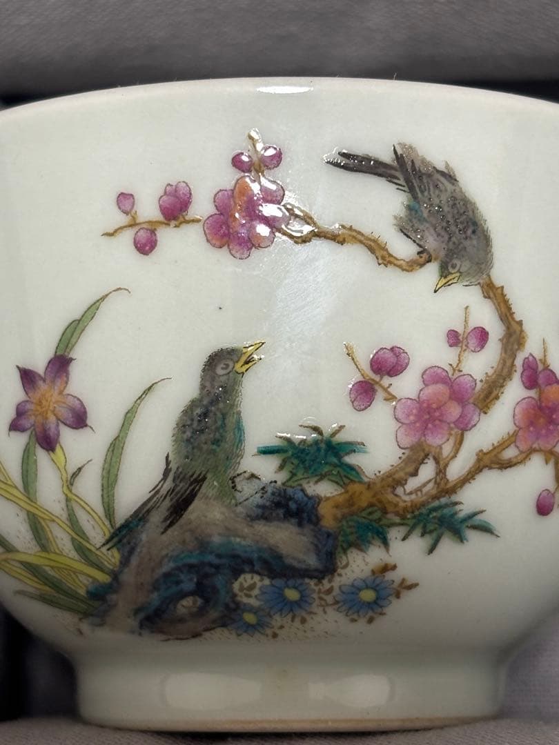 中国清時代　花鳥文茶碗 盃 粉彩　琺瑯彩　雍正年製在銘 官窯 2個セット