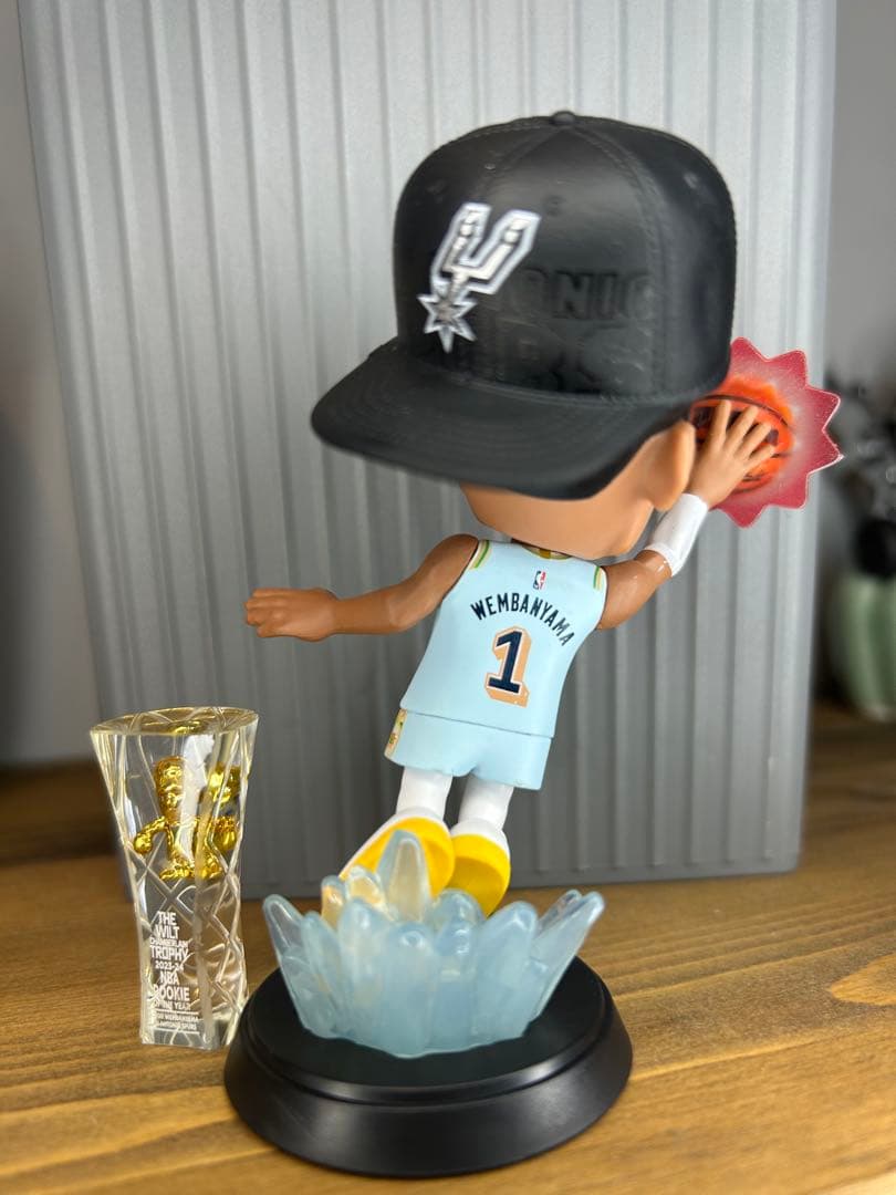 nba ballers サンアントニオ・スパーズ ビクター・ウェンバヤマ