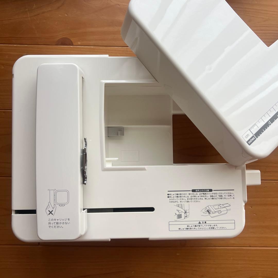 【未使用品】ブラザーミシン　刺繍機　刺繍枠M　シートM セット