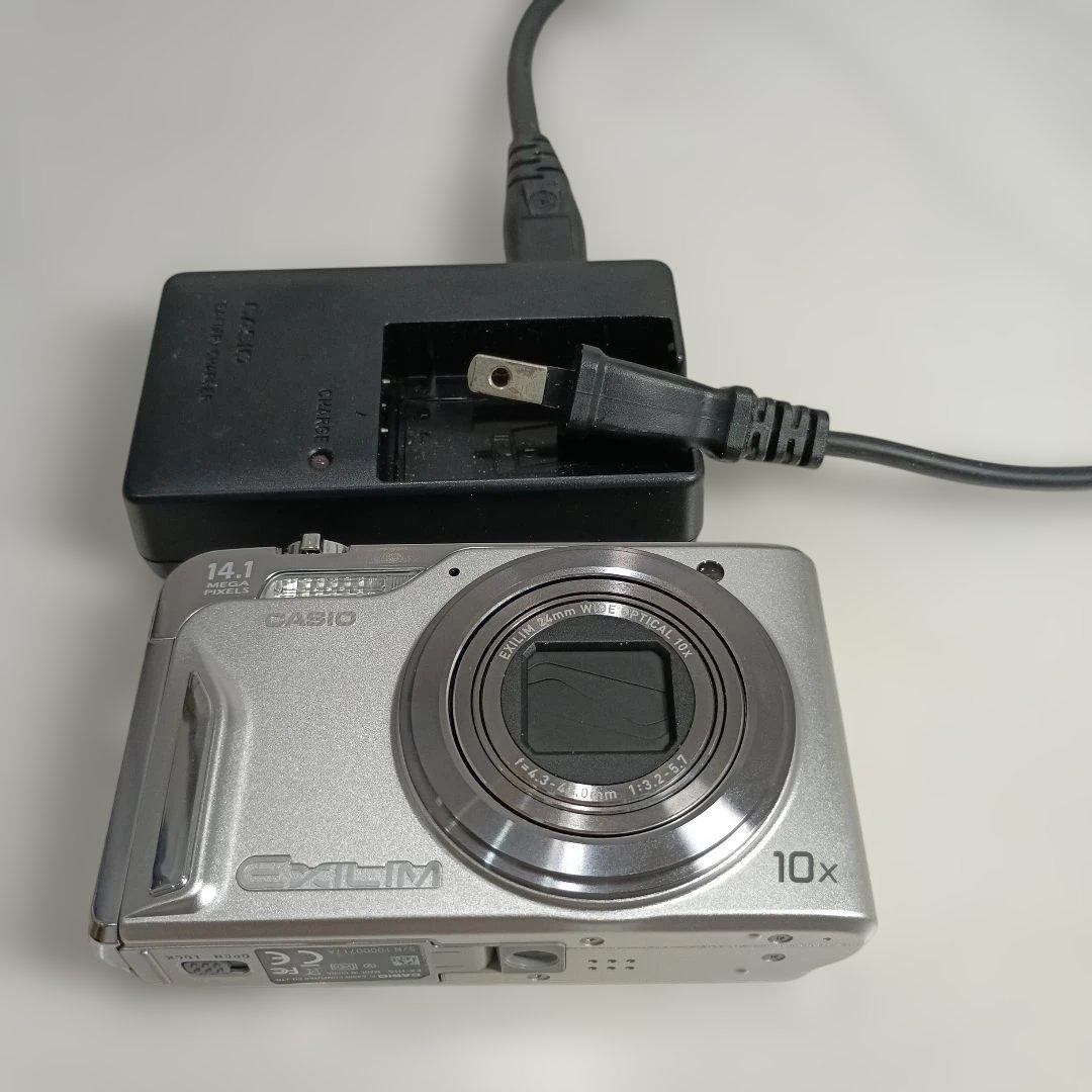 CASIO EXILIM 14.1MP コンパクトデジタルカメラ稼働　充電器あり