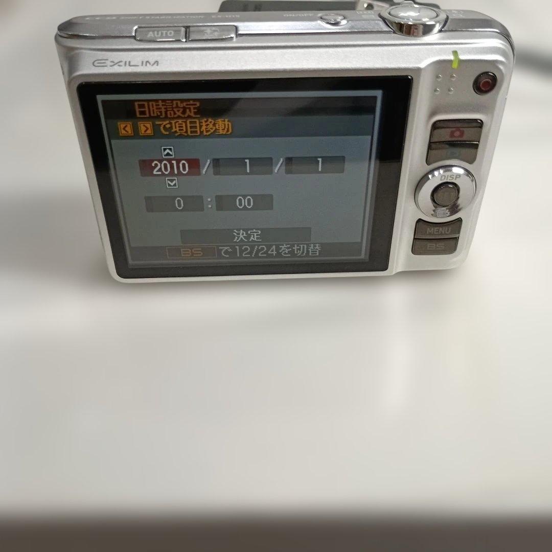 CASIO EXILIM 14.1MP コンパクトデジタルカメラ稼働　充電器あり