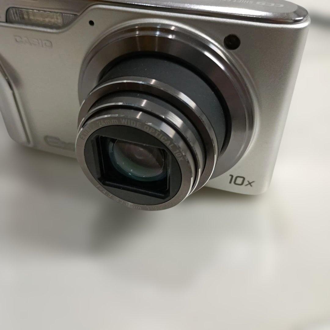 CASIO EXILIM 14.1MP コンパクトデジタルカメラ稼働　充電器あり