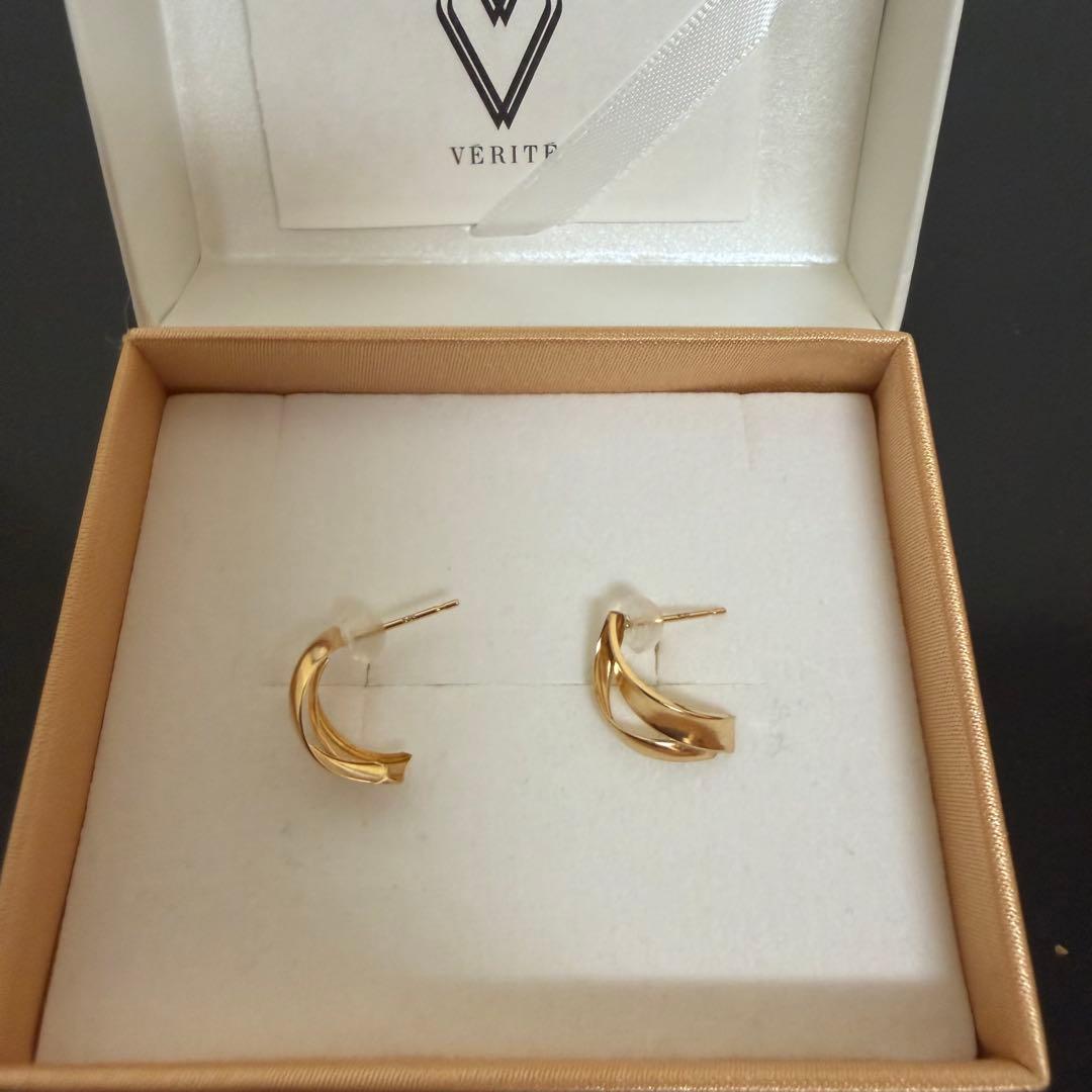 【新品未使用】K18 デザイン ピアス ゴールド VERITE