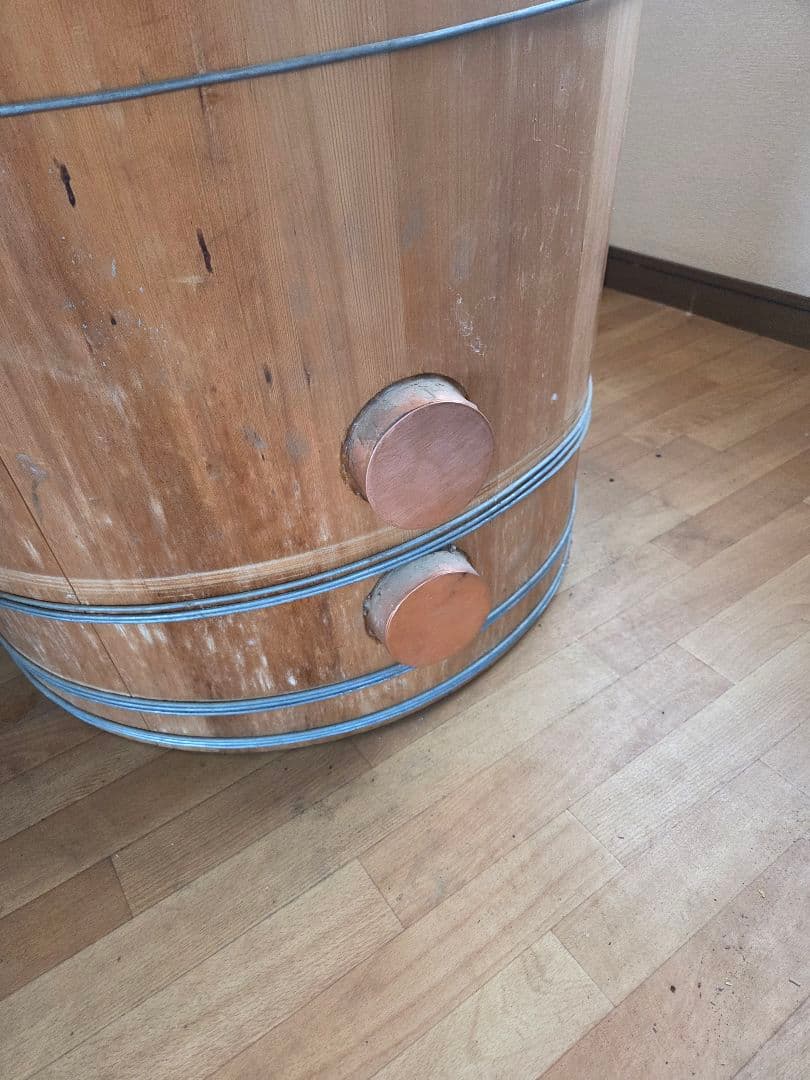 ヒノキ　風呂　　五右衛門風呂風