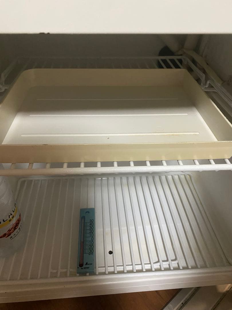 サンヨ小型冷蔵ショーケース冷凍にもOK-10℃今は販売してない かなりめじらしい