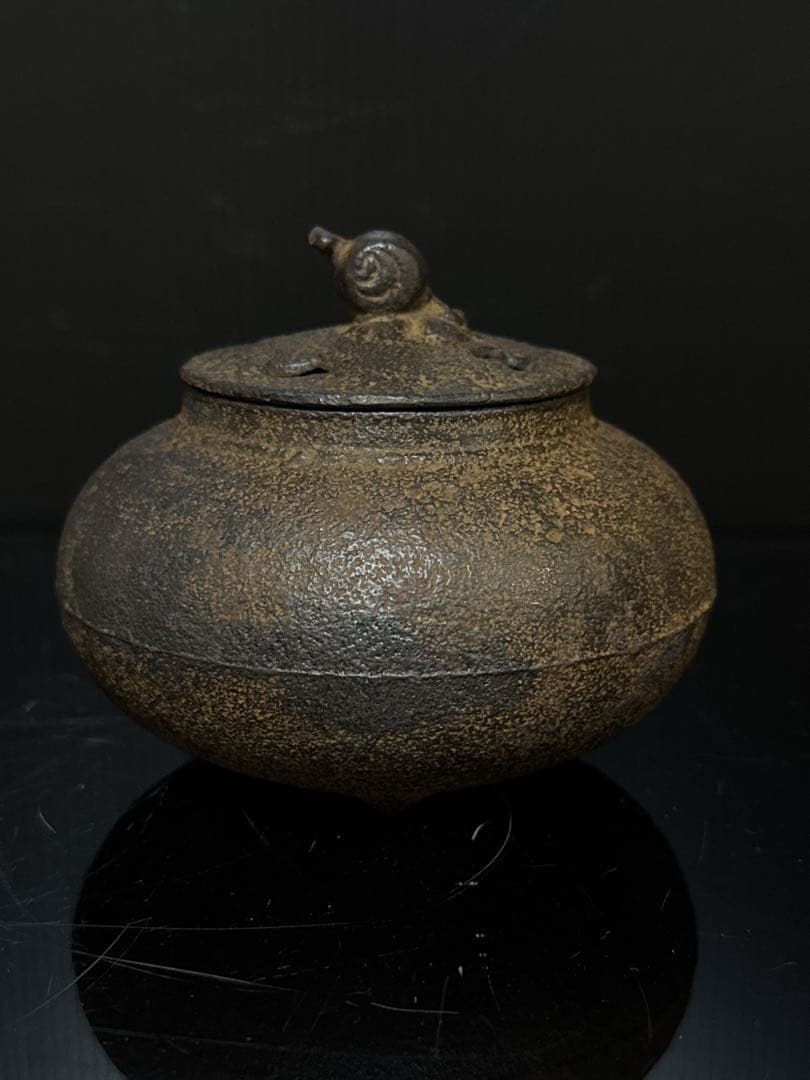 希少 古鉄 高橋萬治 造 在款 透蓋 丸型 香炉 桐共箱付 茶道具 南部