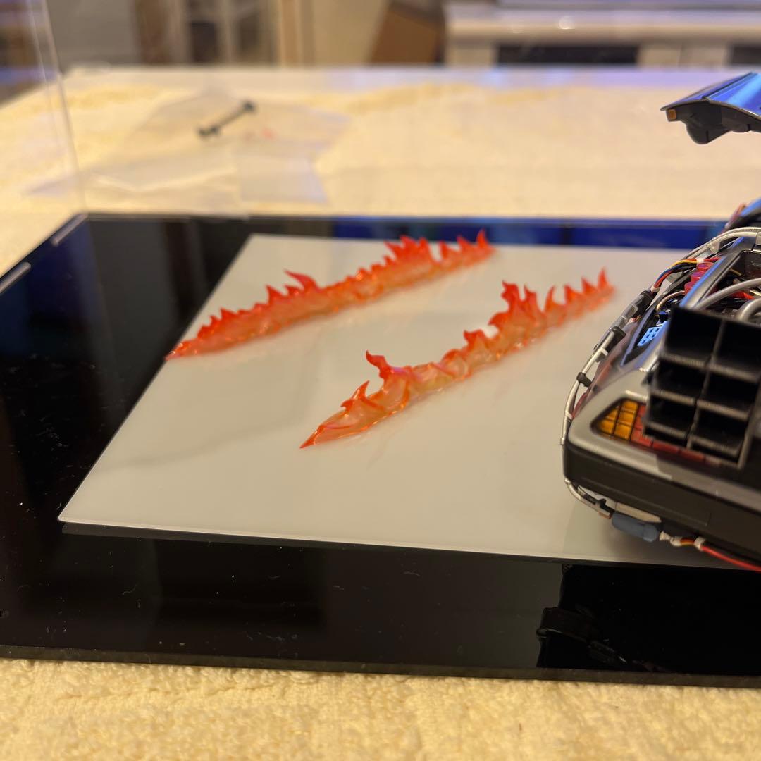 バックトゥザフューチャーPart I タイムマシン　1/24塗装完成品