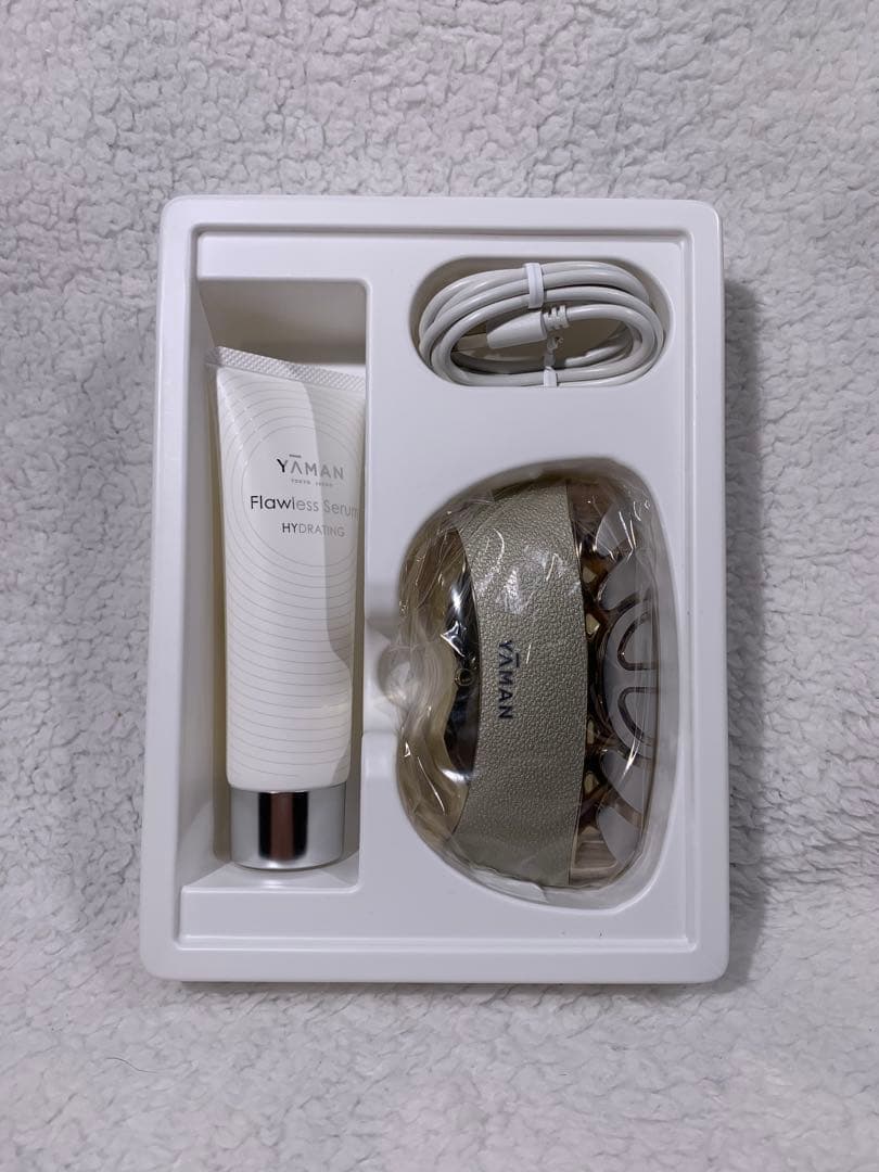 ヤーマン リフトロジー（箱あり/セラム付き）
