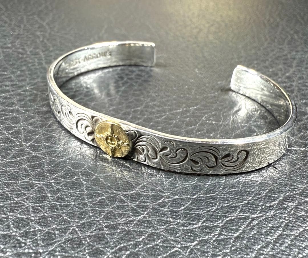 ファーストアローズ FIRST ARROW'S 18k 金 バングル 唐草