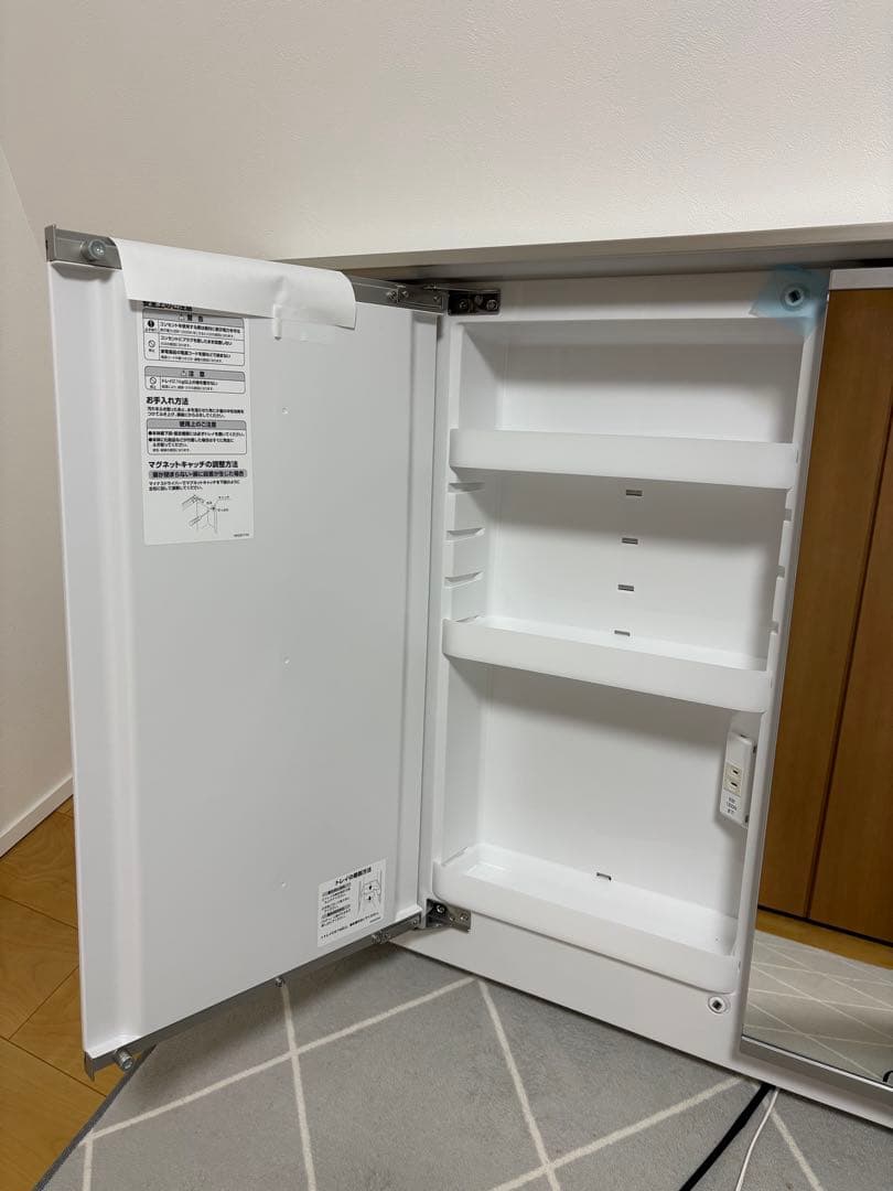 TOTO 洗面化粧台　ミラーキャビネット