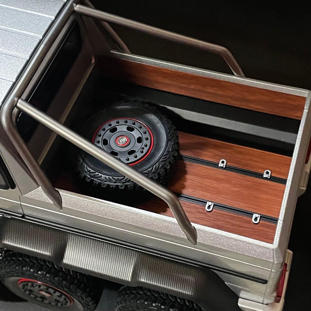 1/18 AUTOart メルセデス・ベンツ AMG G63 6×6