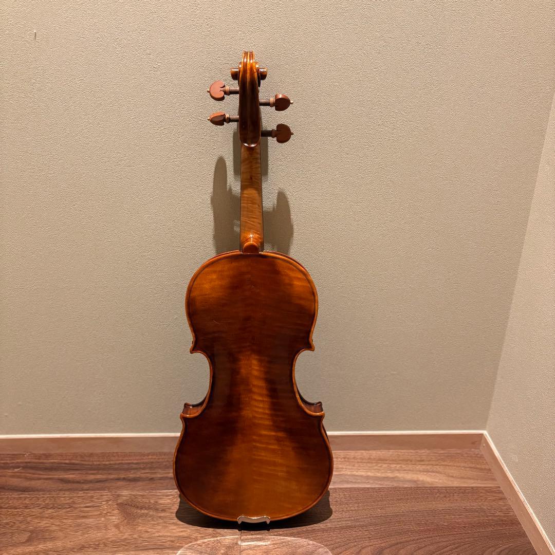 バイオリン　個人作家　Simansa Olsen