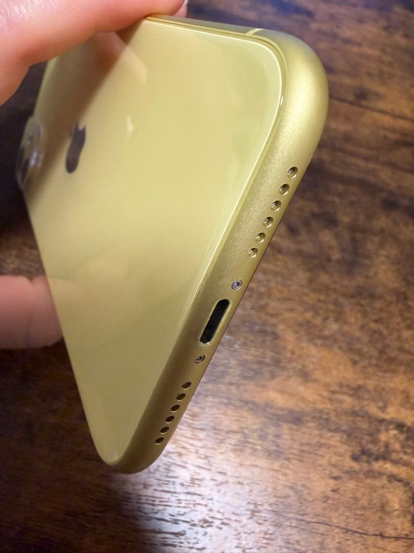 iPhone11 128GB イエロー