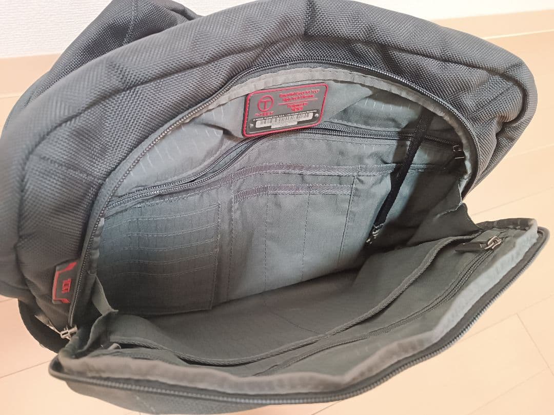 TUMI TECH ビジネスバッグ 美品