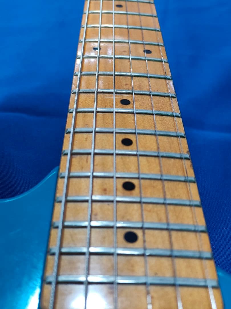 10日ほど修理いたしますWashburn G-JRV エレキギター 青