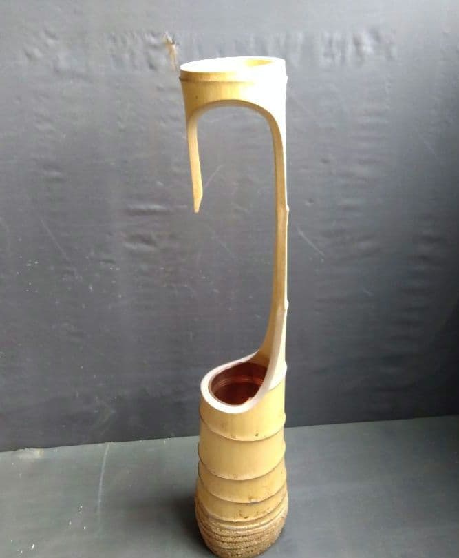 竹製　花入　根付き